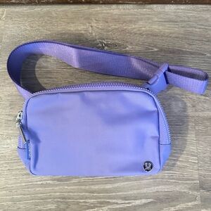 Lululemon Crossbody Bag - Lavender - New Without Tag
Never Used